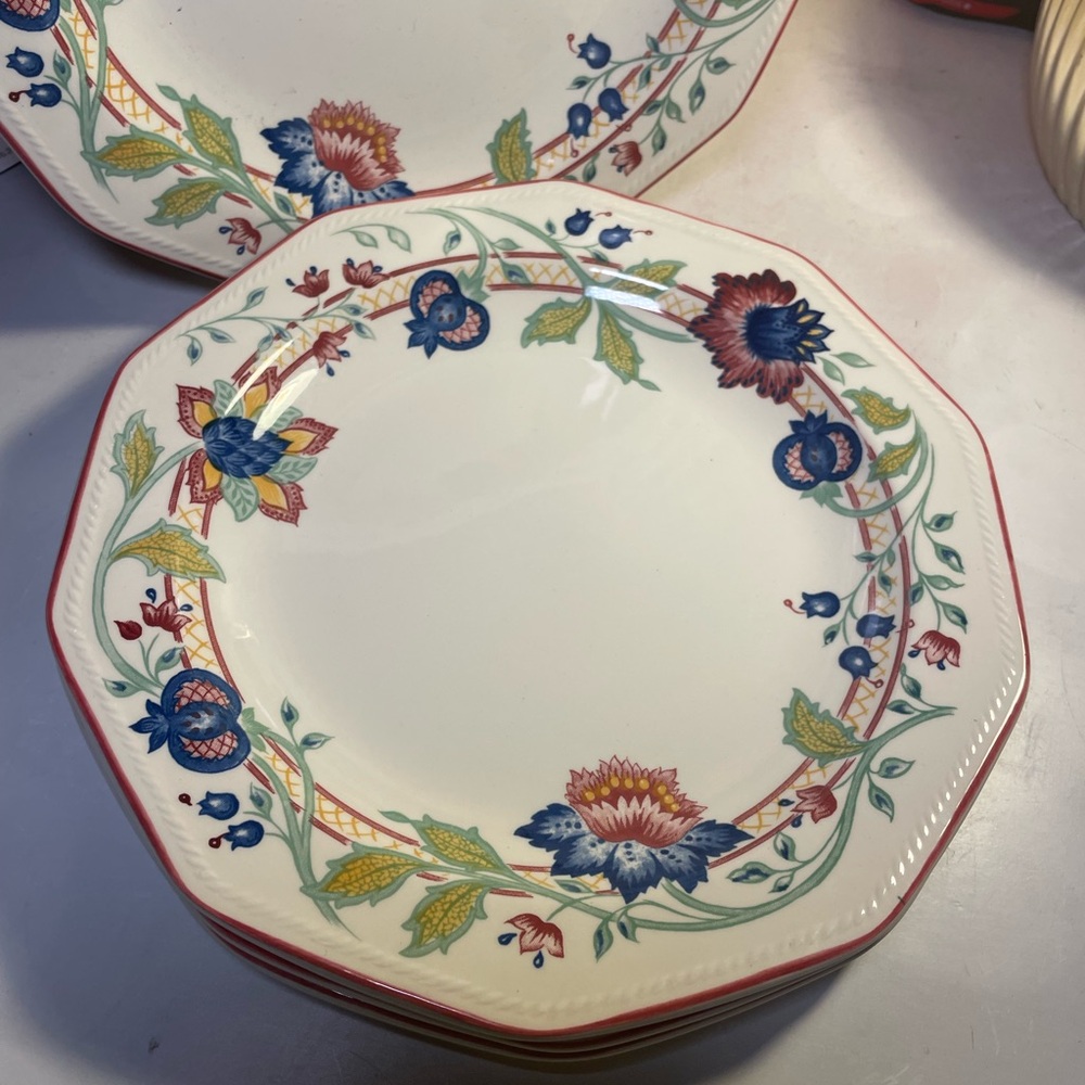 Churchill Tamarind dinner plates - Picture 2 of 5